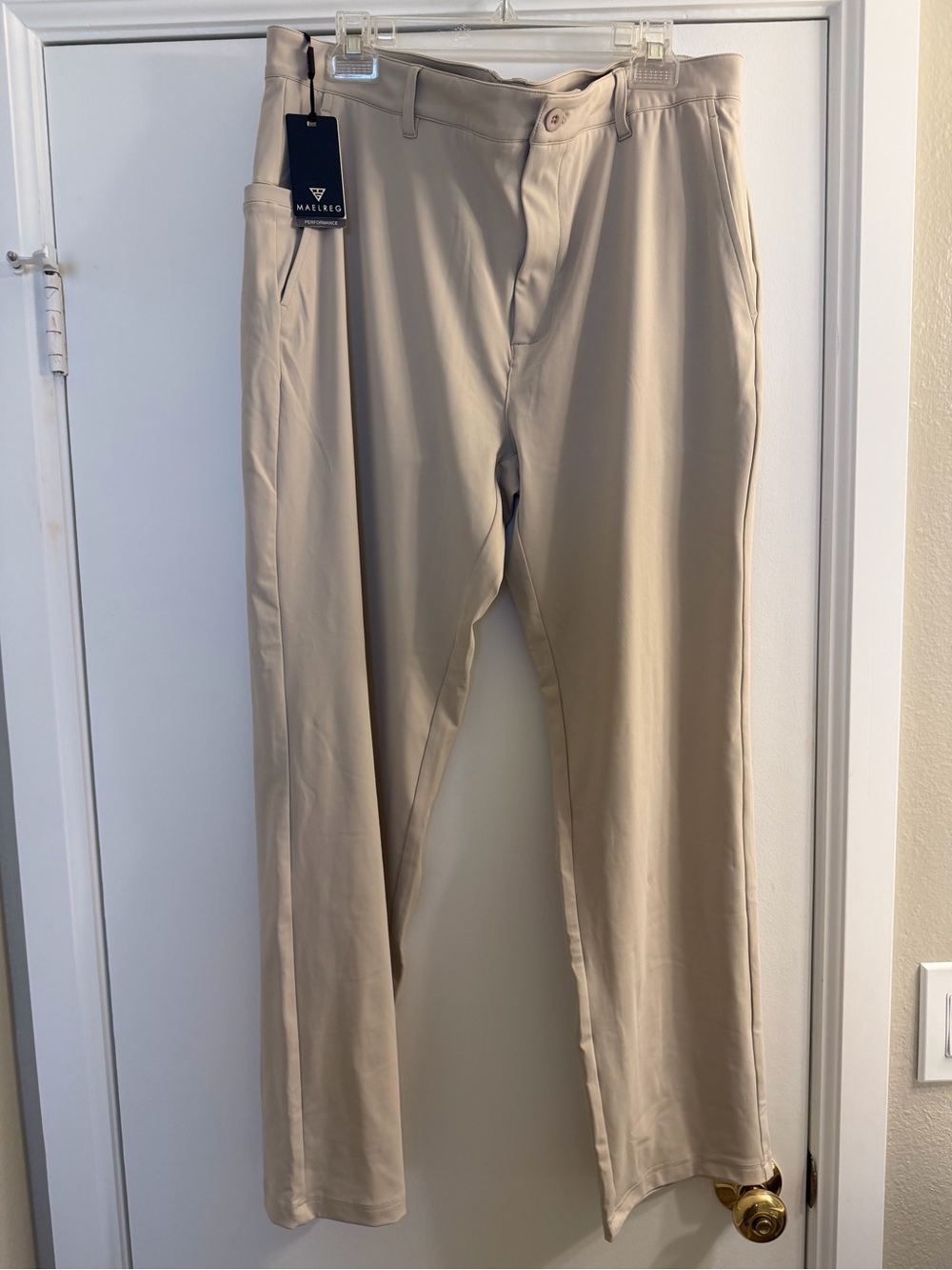 Maelreg  Men's Beige Performance Chino Pants